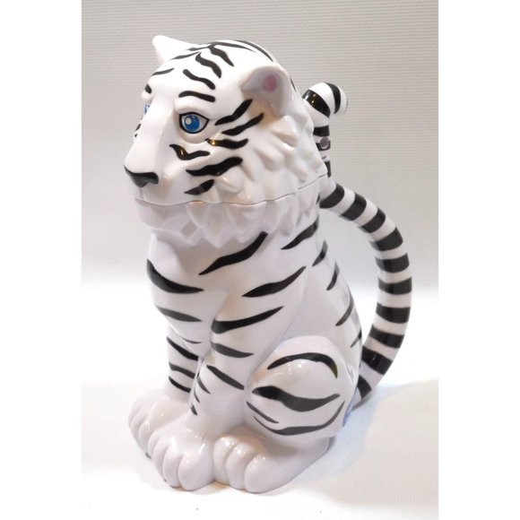 Ringling Bros and Barnum & Bailey Circus White Tiger Plastic Souvenir Mug /Stein - Picture 1 of 8